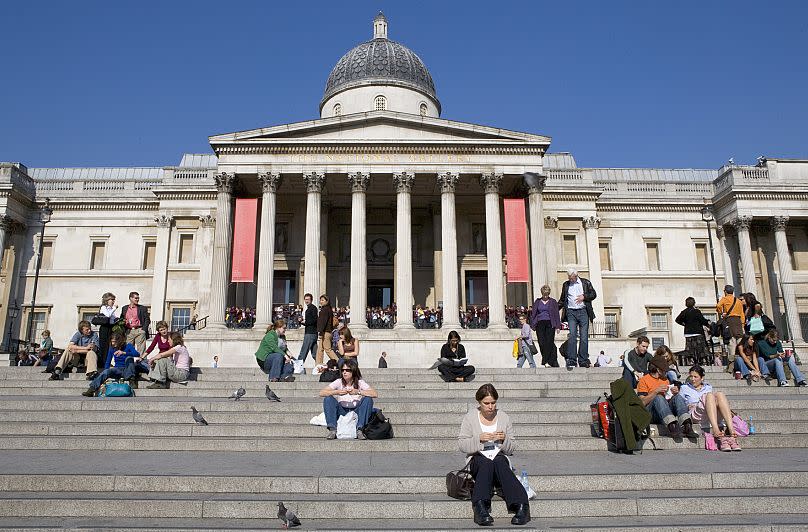 Die National Gallery beherbergt die britische Sammlung von Gemälden der westeuropäischen Tradition vom späten 13. bis zum frühen 20. Jahrhundert.