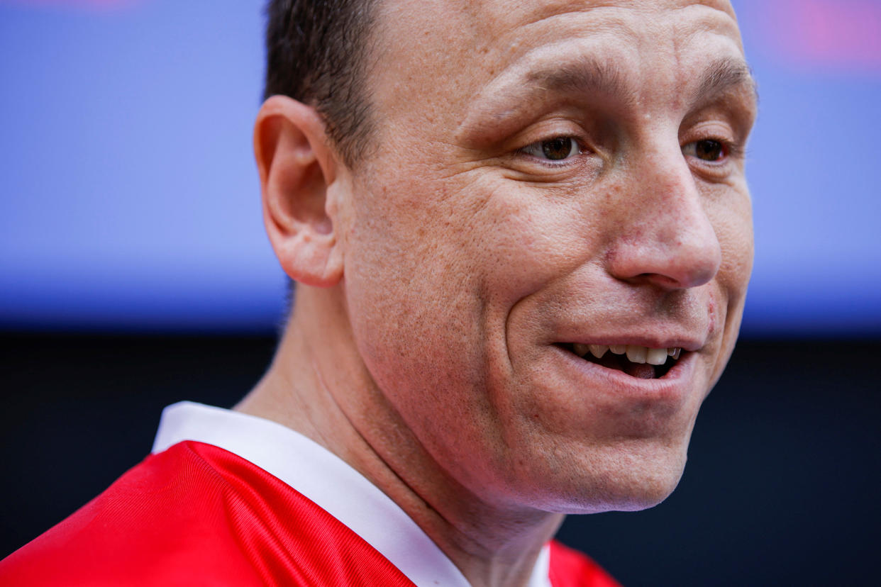 Joey Chestnut won his 15th hot dog eating contest title. (REUTERS/Eduardo Munoz)