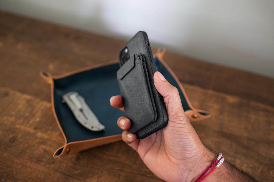 Mobile Kickstand Wallet