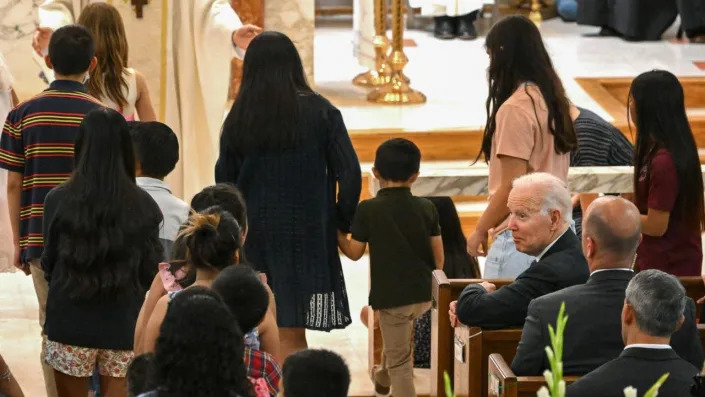 President Joe Biden and first lady Jill Biden attend Mass at Sacred Heart Catholic Church in Uvalde, Texas, on May 29, 2022. <span class="copyright">Mandel Ngan/AFP via Getty Images</span>