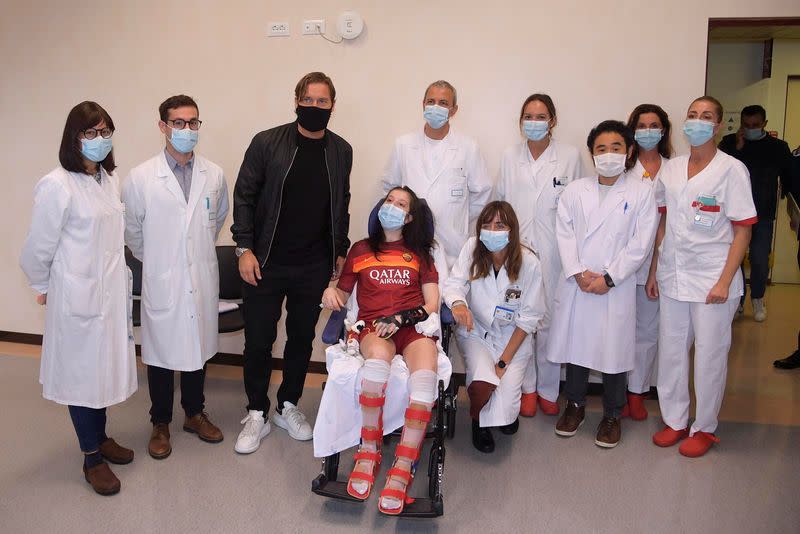 AS Roma legend Totti meets girl who woke up from a coma with the help of his voice