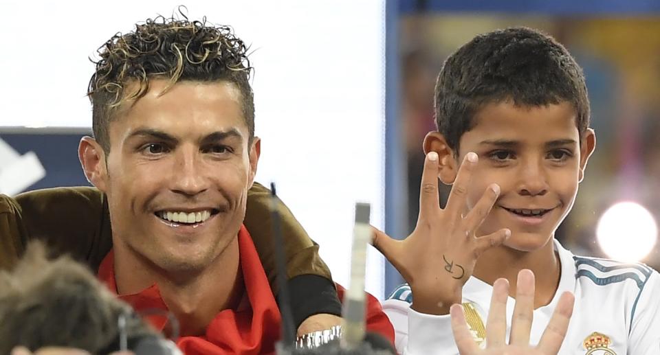 Die Ronaldos: Cristiano und Cristiano junior. (Bild: Getty Images)