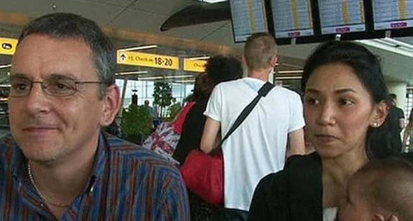 barry and izzy sim missed malaysia airlines flight mh17 because of not enough seats