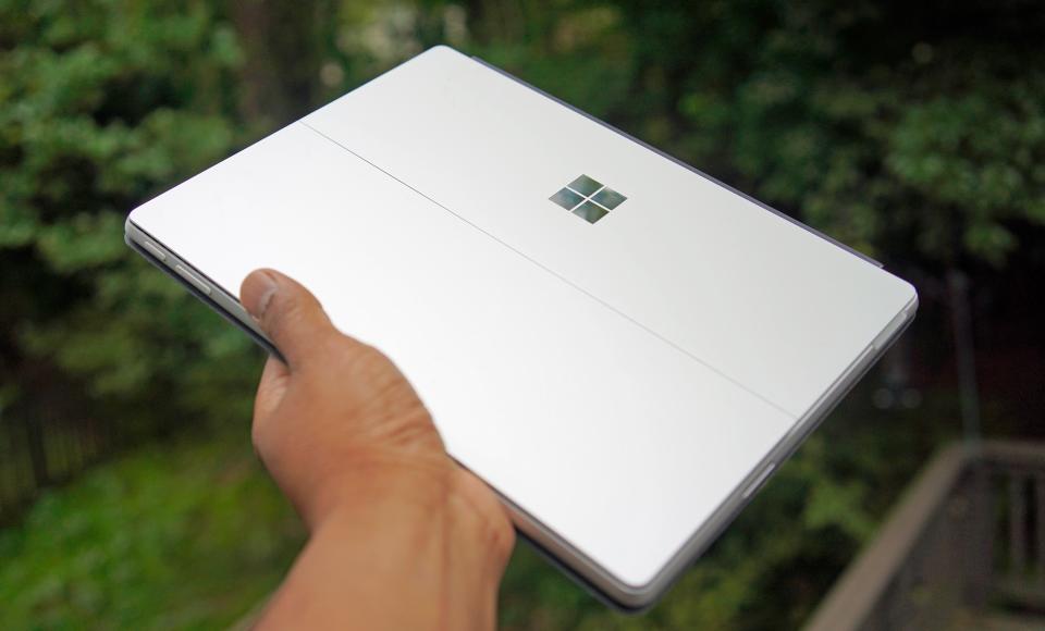 <p>Surface Pro 10 for Business</p>
