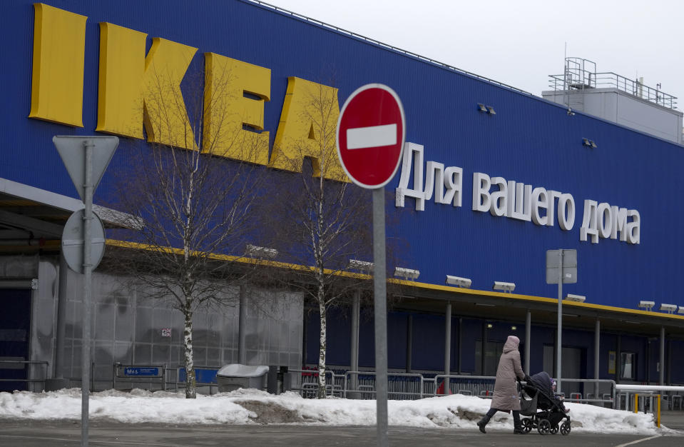 Una vista de la tienda IKEA en la capital de Rusia, Moscú, el 4 de marzo de 2022. El minorista sueco de muebles IKEA está suspendiendo todas sus operaciones en Rusia y Bielorrusia. (Foto: Pavel Pavlov/Agencia Anadolu a través de Getty Images)