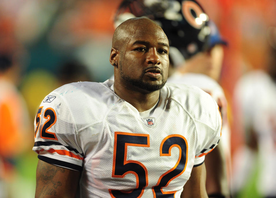 Nov. 18, 2010; Miami, FL, USA; Chicago Bears linebacker Brian Iwuh against the <a class="link " href="https://sports.yahoo.com/nfl/teams/miami/" data-i13n="sec:content-canvas;subsec:anchor_text;elm:context_link" data-ylk="slk:Miami Dolphins;sec:content-canvas;subsec:anchor_text;elm:context_link;itc:0">Miami Dolphins</a> at Sun Life Stadium. The Bears defeated the Dolphins 16-0. Mandatory Credit: Mark J. Rebilas-USA TODAY Sports