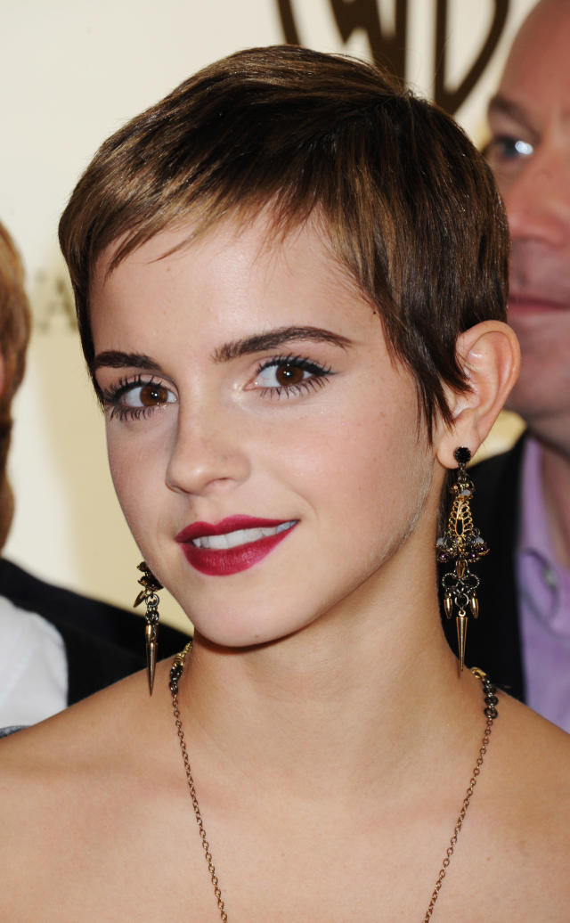 growing out pixie cut emma watson