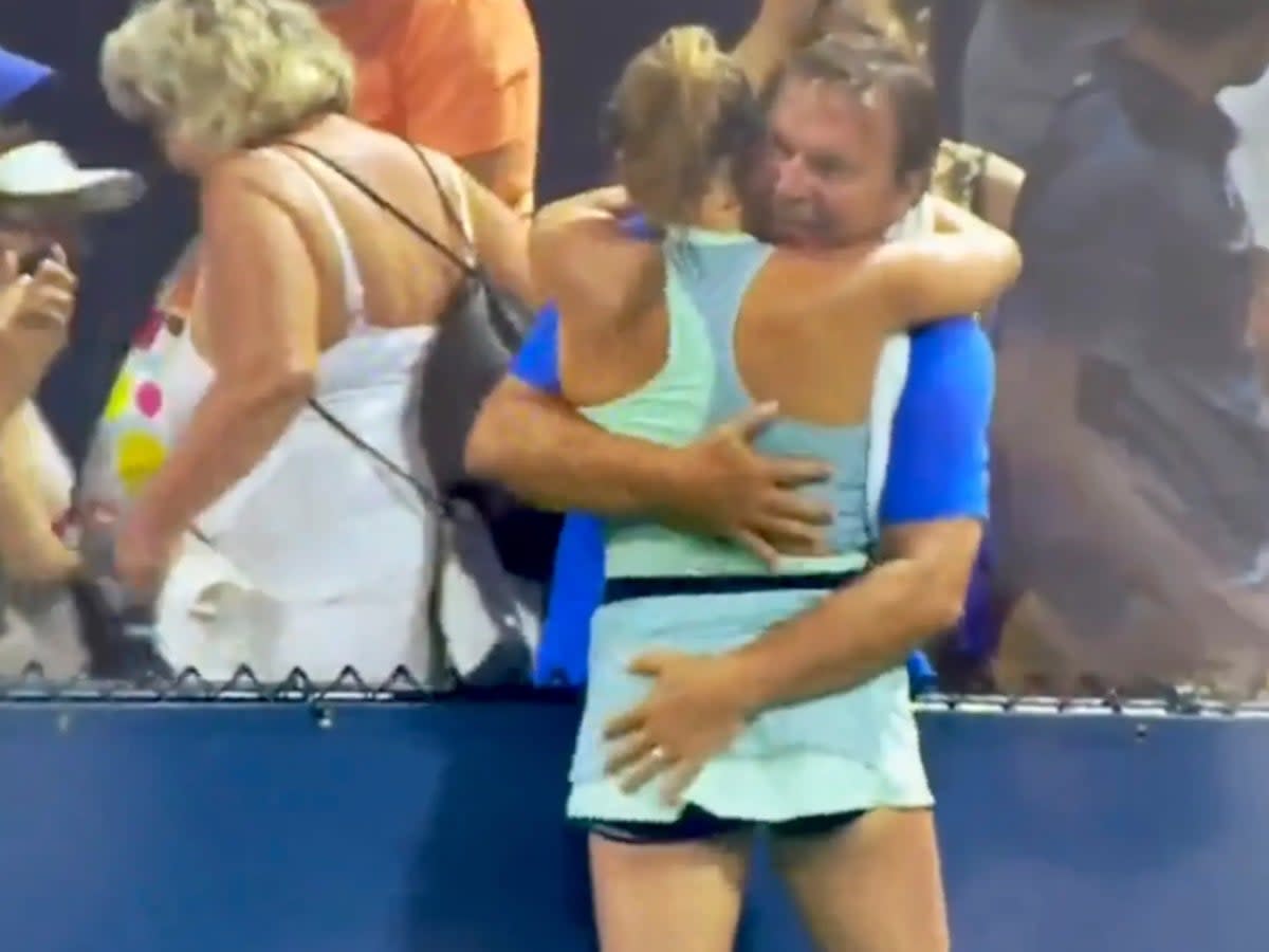 Sixteen-year-old tennis star Sara Bejlek has responded to criticism over a video of her celebrating her US Open win with her father  (Twitter)