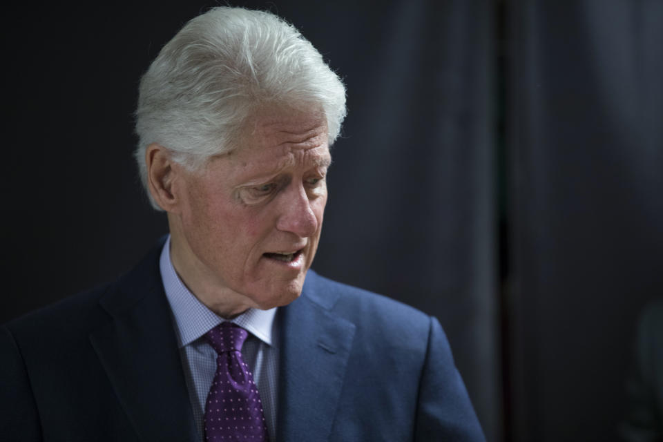 Bill Clinton hängt der Lewinsky-Skandal bis heute nach. (Bild: AP Photo/Mary Altaffer)