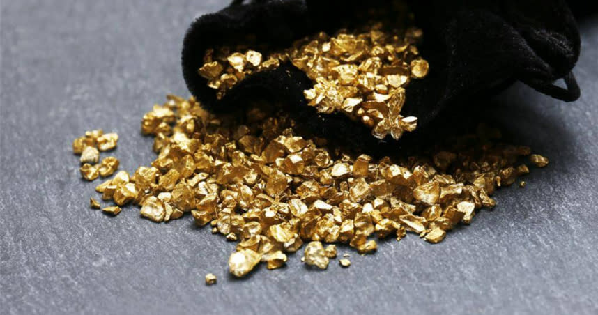 最新國際黃金價格已突破每盎司2230美元水位。（圖／報系資料照）
