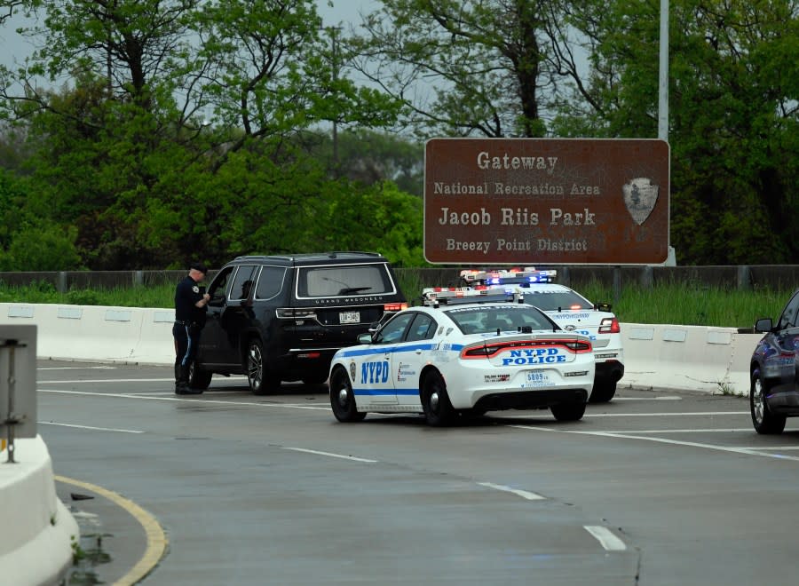 Interagency vehicle interdiction operation at the Marine Parkway-Gil Hodges Memorial Bridge on Wednesday, May 8, 2024. NYPD. (Marc A. Hermann / MTA)