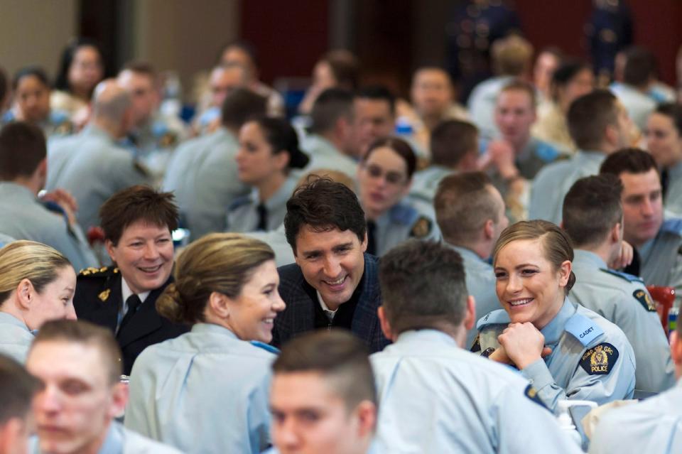 Prime Minister Justin Trudeau visits with cadets at RCMP Depot in Regina, Saskatchewan on Thursday January 26, 2017.