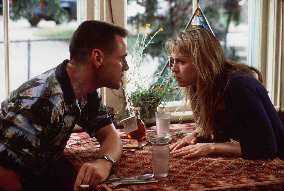 Jim Carrey And Actress Renee Zellweger Act On The Set Of The Movie, "Me, Myself & Irene" Due Out In The Summer Of 2000.  (Photo By Getty Images)