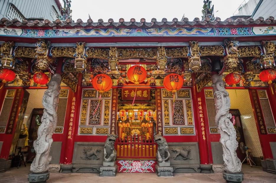 國家三級古蹟的昭應宮，也是全台唯一面向山的媽祖廟。（記者林坤瑋攝）