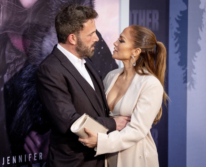 Ben Affleck repite su momento incómodo con Jennifer Lopez