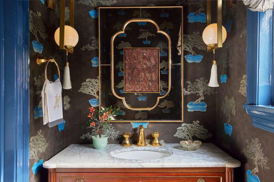 <p>Sara Essex Bradley</p> Jim Thompson Cedros Wallpaper in Peacock