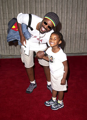 Kadeem Hardison and daughter at the Westwood premiere of 20th Century Fox's Dr Dolittle 2