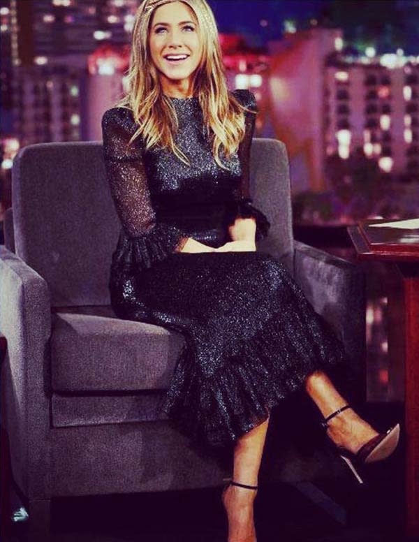 Jennifer Aniston con vestido de The Vampires Wife