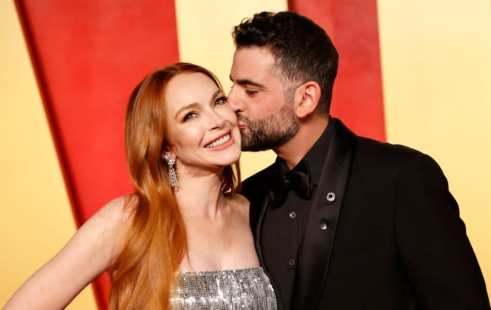 Lindsay Lohan and husband Bader Shammas attend the Vanity Fair Oscars Party at the Wallis Annenberg Center for the Performing Arts in Beverly Hills, California, on March 10, 2024.