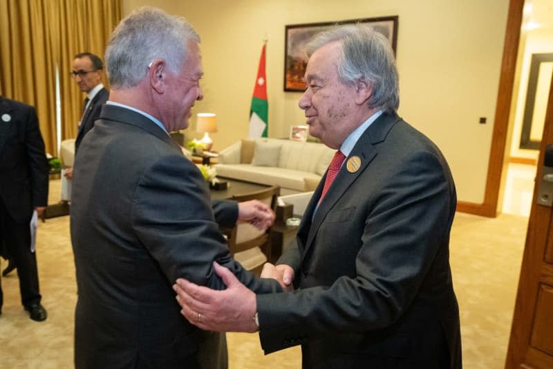 Jordan's King Abdullah (L) meets UN Secretary General Antonio Guterres on the sidelines of the UN "Call to Action: Urgent Humanitarian Response for Gaza" Conference.  The conference is organized by Jordan, Egypt and the UN.  The aim is to find ways for the international community to respond more effectively to the humanitarian crisis in Gaza.  Chris Setian/Royal Hashemite Court RHC/dpa