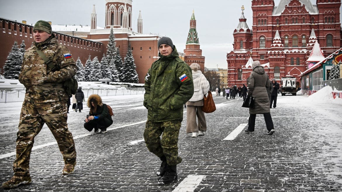 Alexander Nemenov/Getty Images