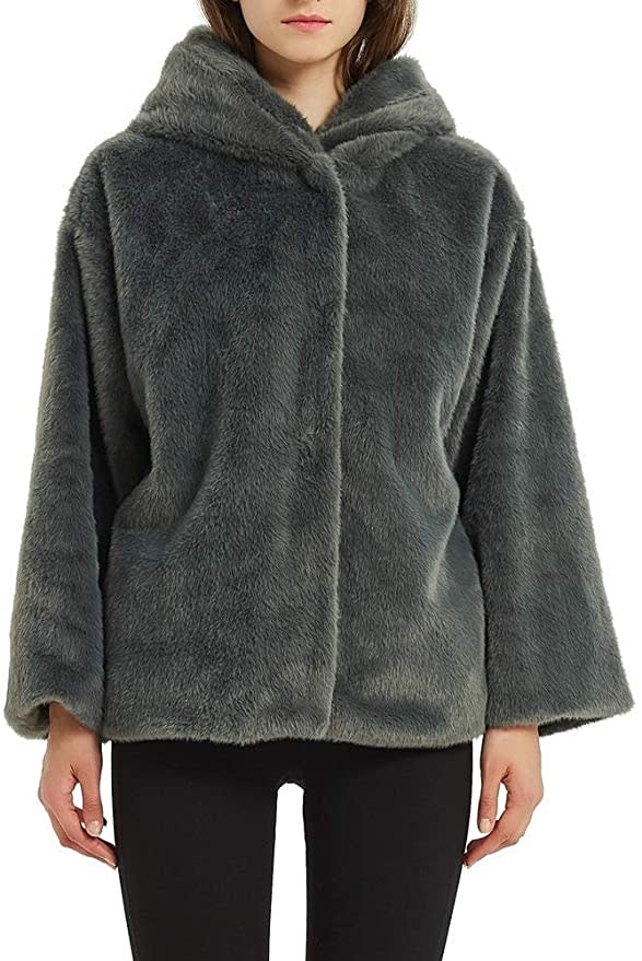 Bellivera Faux Fur Jacket (Photo: Amazon)