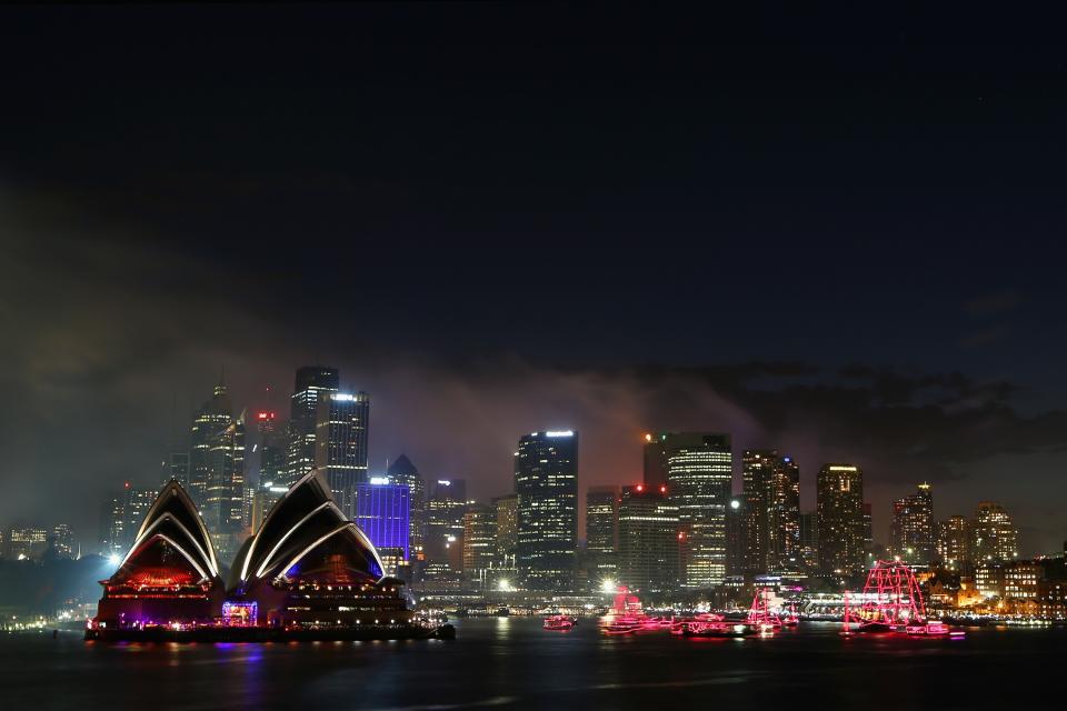 SYDNEY, AUSTRALIA - DECEMBER 31: Fireworks light up the sky during the nine o'clock show during New Years Eve celebrations on Sydney Harbour on December 31, 2012 in Sydney, Australia. (Photo by Cameron Spencer/Getty Images)