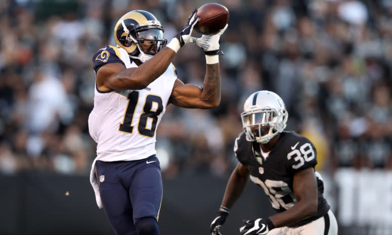 Kenny Britt catching a pass for the St. Louis Rams.