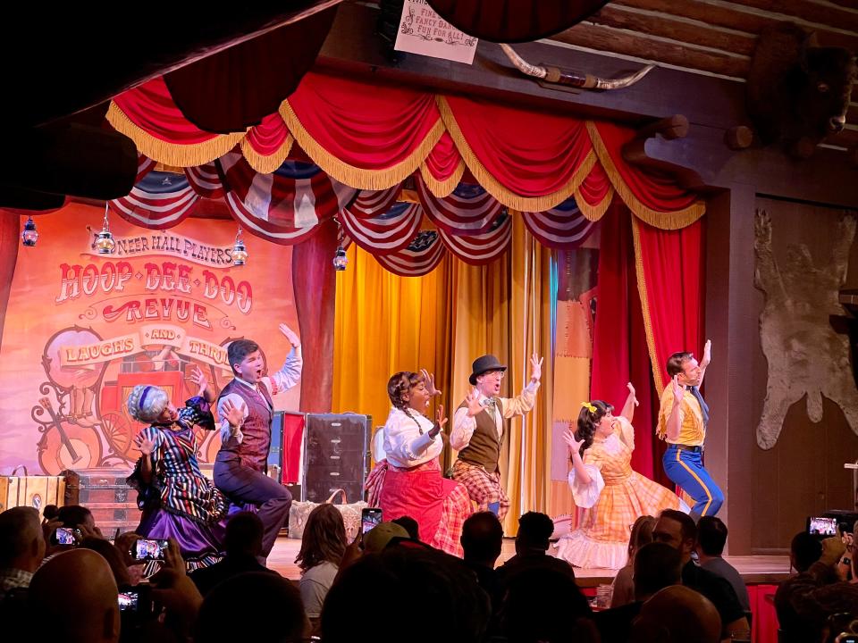 Hoop-De-Doo Revue at Disney - performers on stage dancing