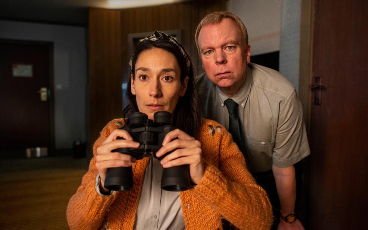 Sian Clifford and Steve Pemberton in a Hitchcock-inflected episode  -  Sophie Mutevelian