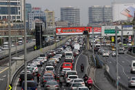 <p>El sistema de peajes en Turquía está basado en la distancia recorrida y el pago se efectúa mediante un dispositivo o una tarjeta prepagos de los que se descuenta la cantidad en las barreras. (Foto: Isa Terli / Anadolu Agency / Getty Images).</p> 