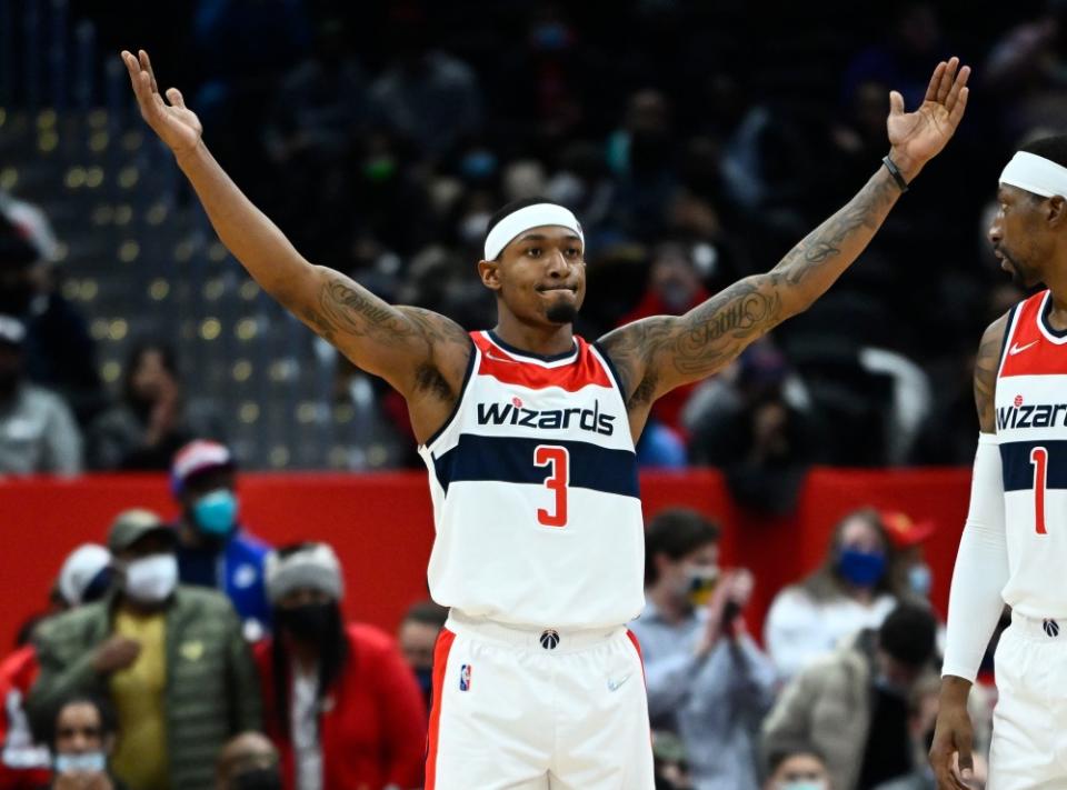 Bradley Beal celebrates after a play