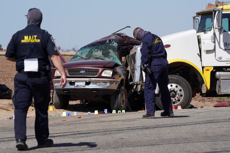 Collision between a sport utility vehicle (SUV) and a tractor trailer truck near Holtville