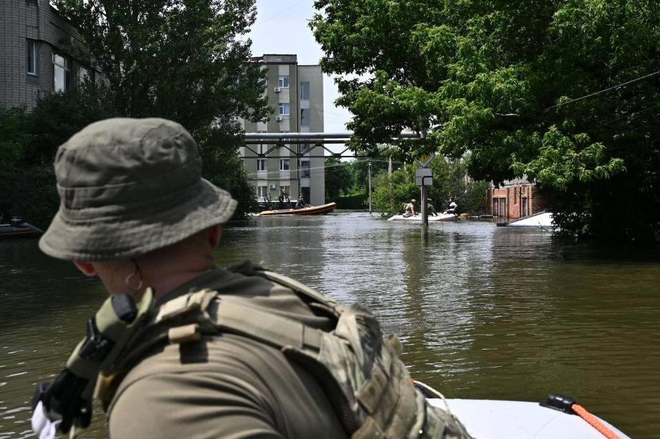 Ukraine Kherson flooding Kakhovka dam