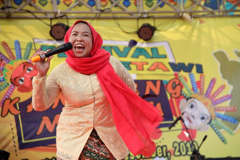 Shouting competition at Betawi traditional festival in Jakarta