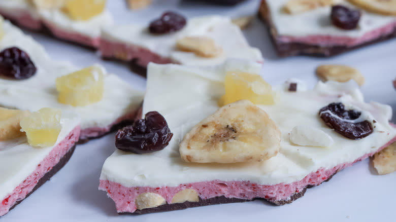 candy bark with dried bananas