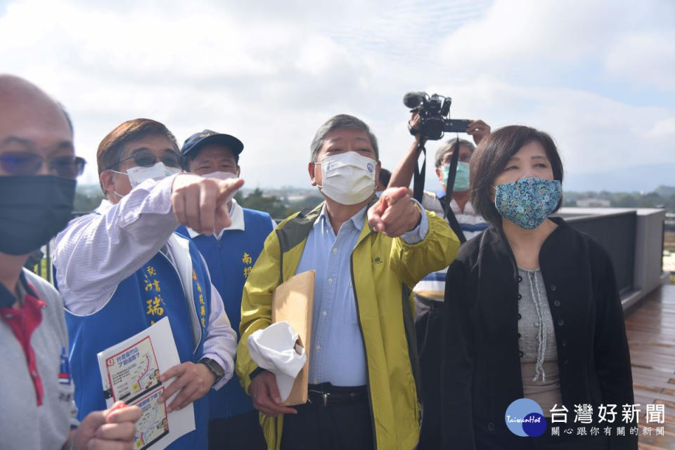 監察委員葉宜津、趙永清前往埔里福興農場關心開發案進展狀況，秘書長洪瑞智前往陪同。