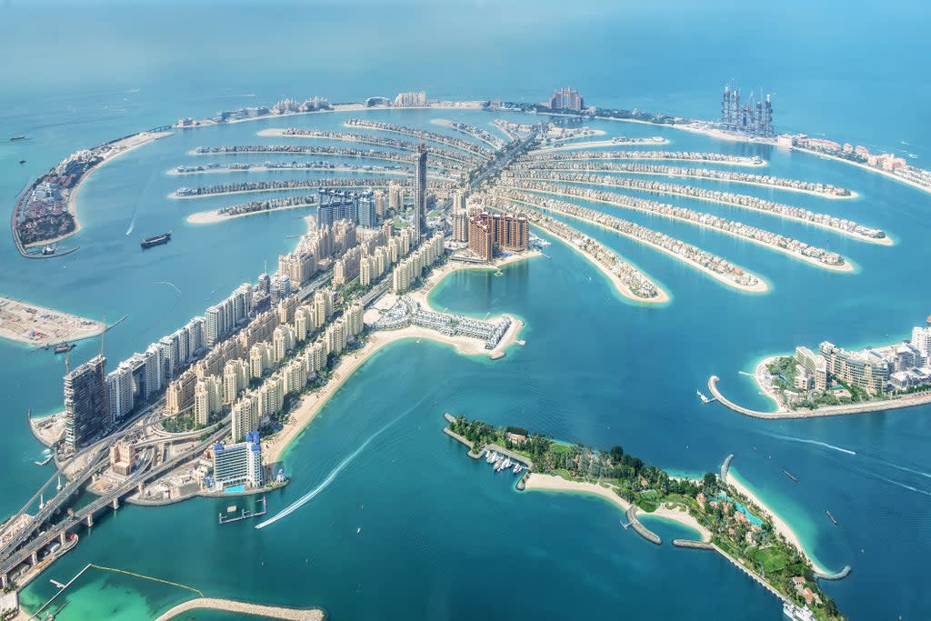 An aerial view of Dubai Palm Jumeirah island, United Arab Emirates (Getty Images/iStockphoto)