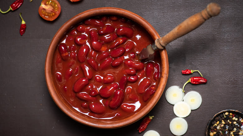 chili kidney beans in dish