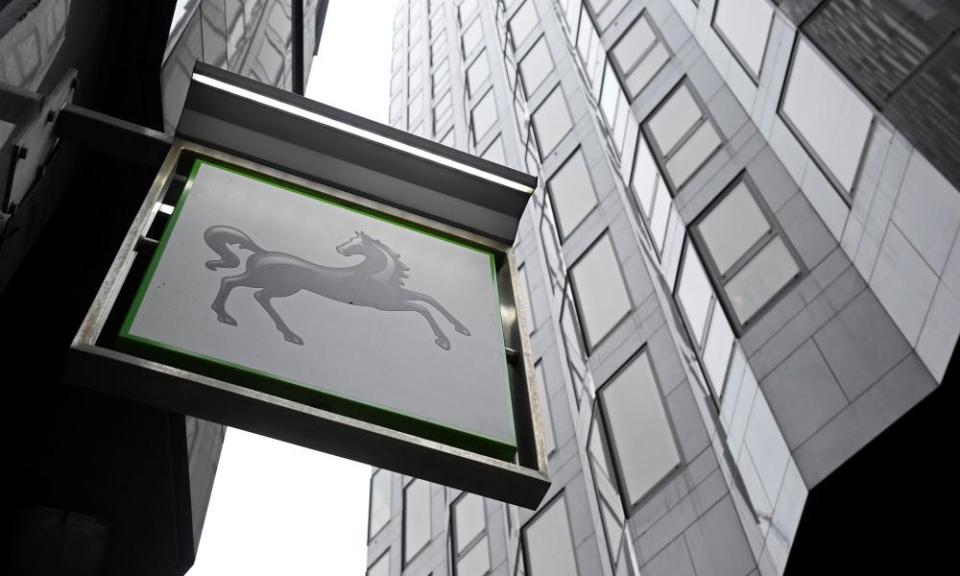 Lloyds sign