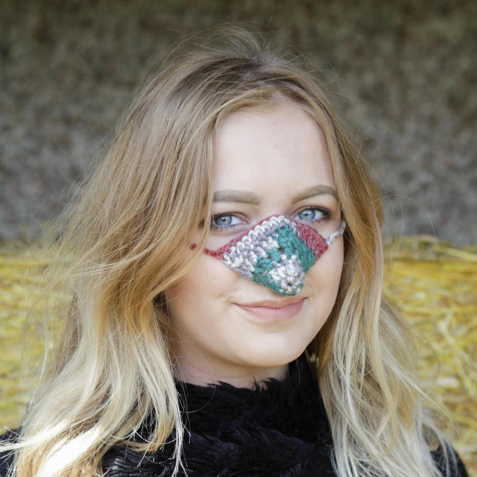 Dieses Accessoire soll im Winter die Nase schützen: Der “Nose Warmer” kommt in verschiedenen Designs. (Bild: nosewarmer.com)