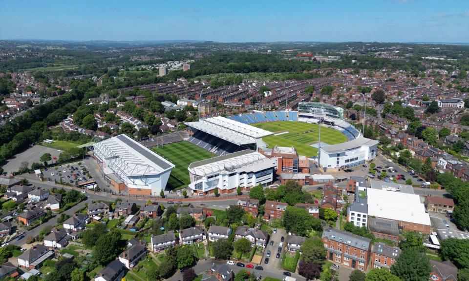 <span>Colin Graves wrote to Yorkshire’s members: ‘The club is approaching borrowing limits and owes crucial operating partners considerable sums.’</span><span>Photograph: Michael Regan/Getty Images</span>