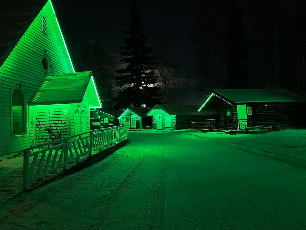 Fairbanks-North-Star-Borough-Alaska-green-light