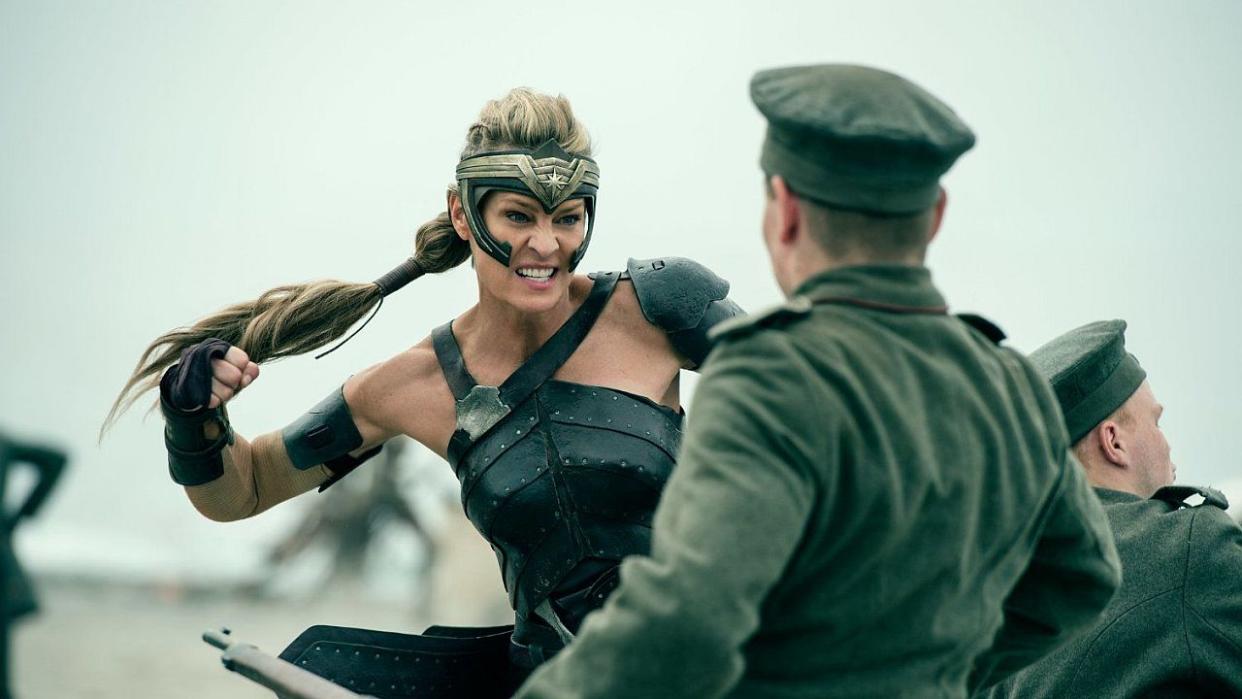  Robin Wright in Wonder Woman 