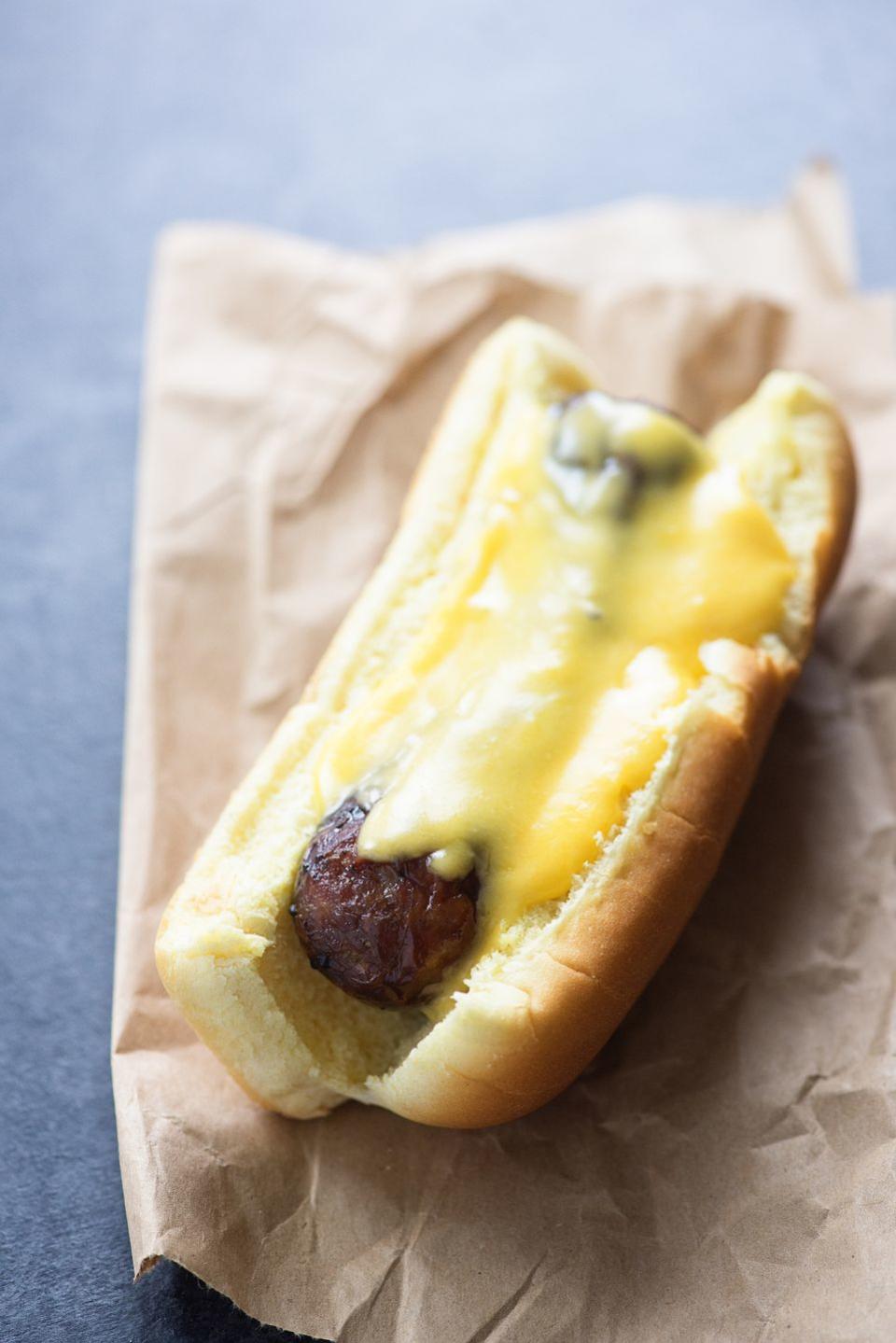 Cheesy Beer Brats