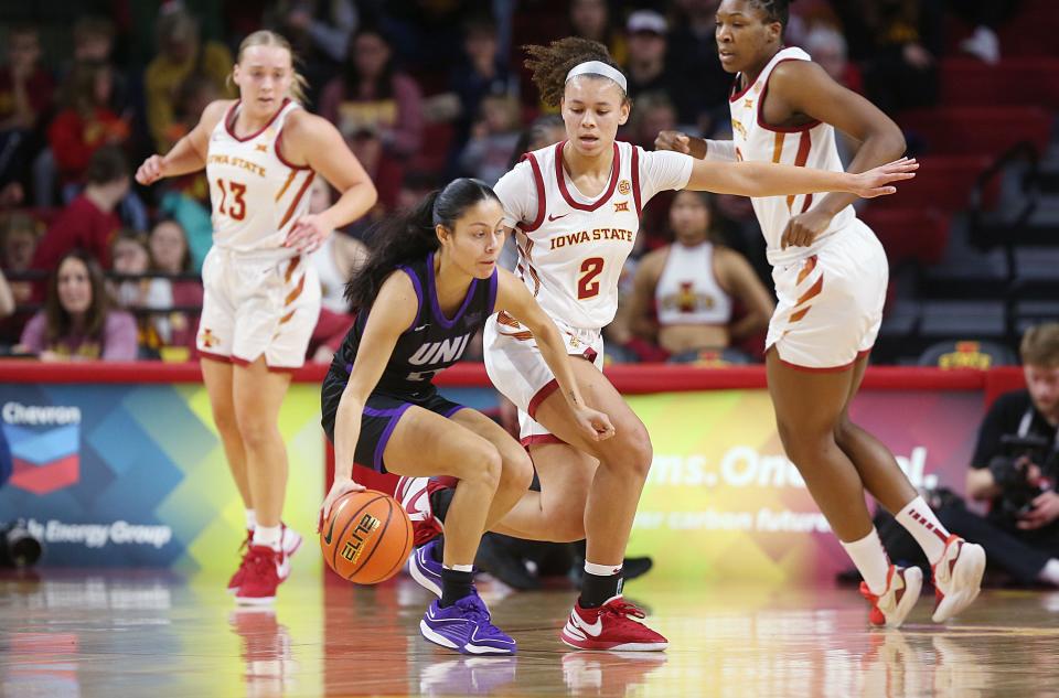 Iowa State freshman Arianna Jackson (2), seen here in a game against UNI earlier this season, scored 14 points in her team's road win over Oklahoma State on Saturday.