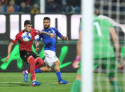 Football Soccer - Italy v Albania - World Cup 2018 Qualifiers - Group G - Renzo Barbera stadium, Palermo, Italy - 24/3/17. Italy's Lorenzo Insigne and Albania's Elseid Hysaj in action. REUTERS/Alberto Lingria