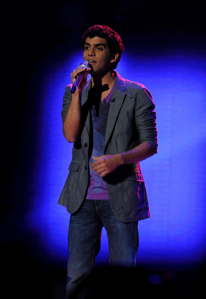 Jorge Nunez performs "Never Can Say Goodbye" by The Jackson 5 on "American Idol."