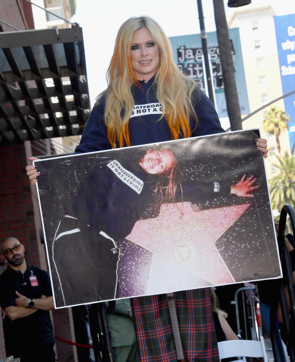 During the ceremony, Lavigne wore a black hoodie she's owned ever since she was a teenager. (Photo by Albert L. Ortega/Getty Images)