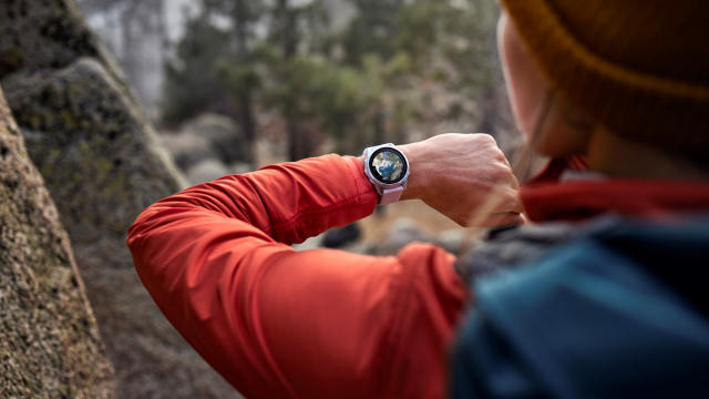 Hands-on with the Garmin Epix GPS mapping & multisport watch